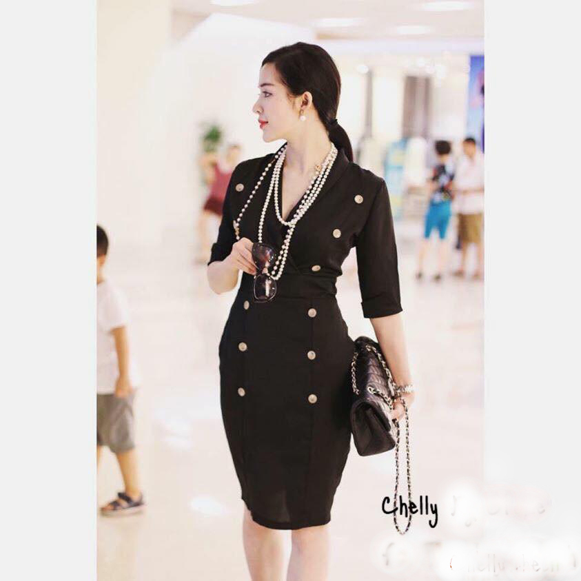 Đầm công sở cổ vest đính nút màu trắng sang trọng