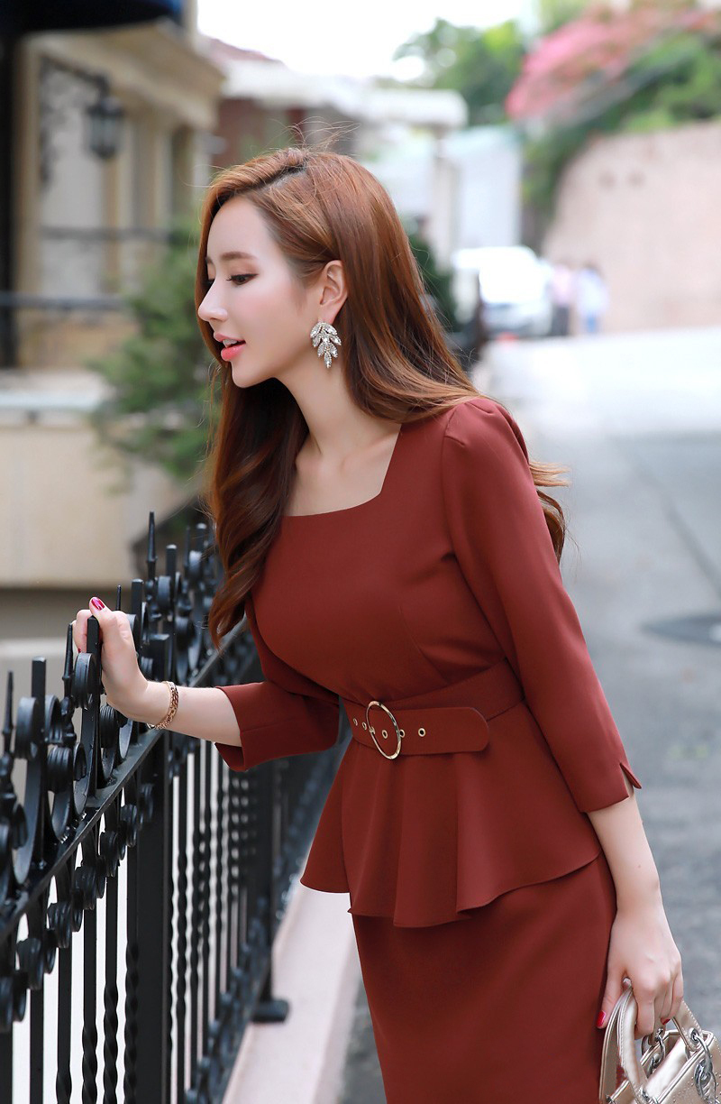 Đầm công sở peplum kèm dây nịt