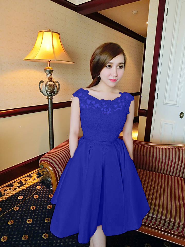 Đầm dự tiệc phối ren màu xanh xinh như công chúa