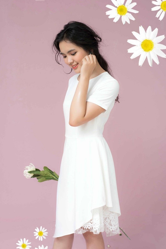 Đầm xòe tay con phối tùng ren