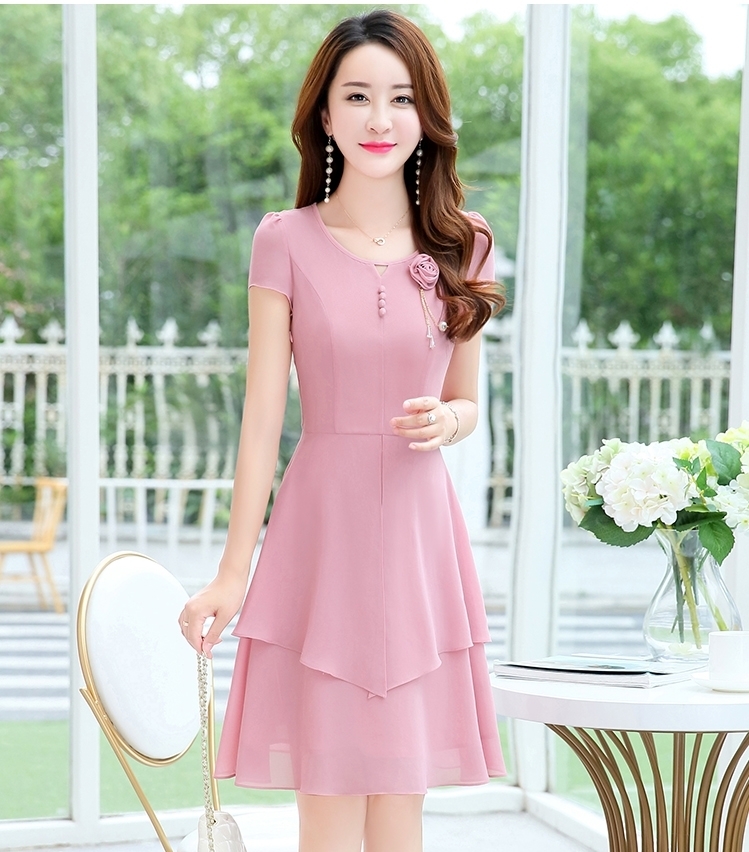 Chân váy đầm màu hồng đẹp ngất ngây cho nàng dạo phố đầy tự tin  Thời  trang  Việt Giải Trí