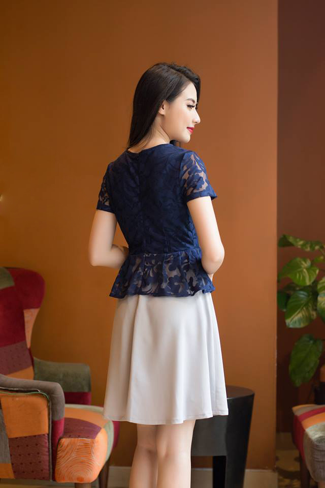 Đầm xòe thiết kế ren peplum màu xanh quyến rũ