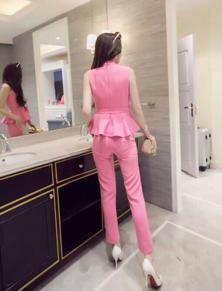 Set nguyên bộ áo peplum kèm thắt nơ màu hồng